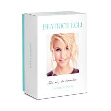 Beatrice egli (33) muss sich noch eine weile gedulden. Alles Was Du Brauchst Limitierte Fanbox Official Beatrice Egli Shop Official Beatrice Egli Shop
