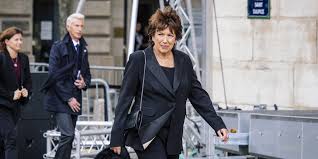 روزيلين باشيلو (arz) política francesa (es); Roselyne Bachelot Un Retour Au Gouvernement Apres 8 Ans De Retraite