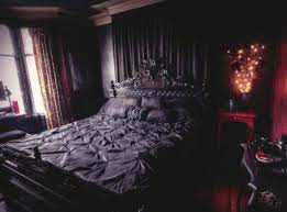 A day to celebrate and make your presence known to the world! 13 Mysterious Gothic Bedroom Interior Design Ideas