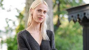 But they're not the only blonds. 9 Diy Ways To Lighten Your Hair Naturally This Summer Sans Sun In Stylecaster