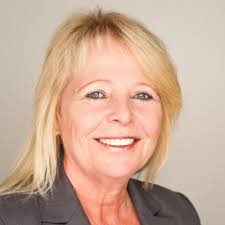 We zijn trots! De TIAS Executive Master of Real Estate (MRE) heeft het  hoogst mogelijke resultaat behaald in de Keuzegids Masters 2024: deze  masteropleiding wordt excellent beoordeeld op alle vijf…