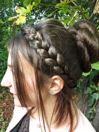 The fishtail braid any hair type can wear! Messy French Braid Headband Hair Piece Your Color Magic Tribal Hair Magic Tribal Hair Schlegel Str 30 50935 Cologne Germany