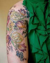 Floral seamless pattern vector | premium. Tattoo Tattoo Pattern Floral Sleeve Vintage Floral Floral Tattoos Vintage Floral Tattoos Floral Tattoo Beautiful Tattoos