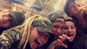 Blake Browning (@FlakeyRayJean)