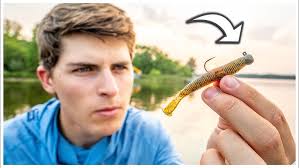 Pro Bass Fishing Angler Dale Knott Uses FINS 40G