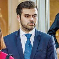 Jose Sánchez Rodríguez,Associate Director