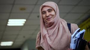 Belia memegang prinsip beliau akan sentiasa berada di sisi rakyat untuk memperjuangkan nasib. Thestartv Com Videos On Malaysia And Asean News Business Lifestyle Entertainment