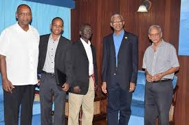 President discusses renewable energy options with Barbadian company