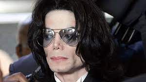 It takes place as michael is preparing for a tour and mtv wants to get an interview. Man In The Mirror The Michael Jackson Story Documentary Heaven