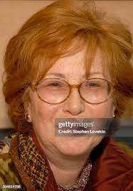 28 foto e immagini ad alta risoluzione di Gladys Perint Palmer