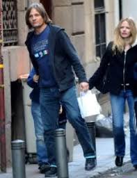 Viggo mortensen, photographed in new york city on july 28, 2018. Viggo Mortensen And Christina Rosenvinge Famousfix Com