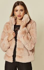 Check out the best women's camel coats from aritzia and its exclusive brands. Camel Pink Faux Fur Jacket Coat Outerwear Tenki London Silkfred