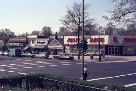 Washington S Long Gone Restaurants From Duke Zeibert S To Rive Gauche Washington Business Journal Washington Long Gone District Of Columbia