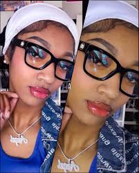 Te'a Omari Cooper is an American professional basketball player who played  for the Los Angeles Sparks of the Women's National Basketball Association  (WNBA).