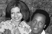 Julie Lucas (Julianna Farrait )