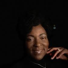 Tabitha Lindgren's Instagram, Twitter & Facebook