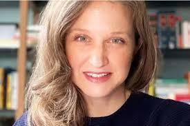 Carly Lowery's Instagram, Twitter & Facebook