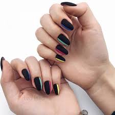 Diseños de uñas cortas tendencias en uñas cortas de moda 2020 2021 yo compro todos mis. Gyonyoru Korom Manikur Divanail Vk Manicura De Unas Mejores Disenos De Unas Manicura