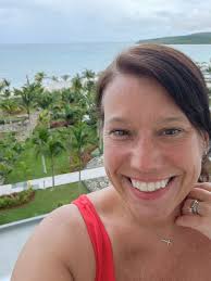 Are there any reviews for Riu Palace Aquarelle beach?