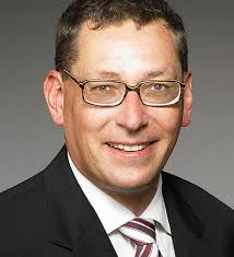 Das große Spechten auf die nächsten Spitzenposten