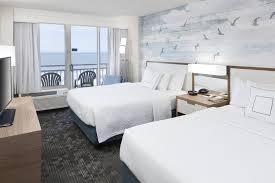 Courtyard Virginia Beach Oceanfront North 37th Street Queen Queen Oceanfront Center Suite Bedroom Holid Virginia Beach Oceanfront House Styles Bedroom Suite