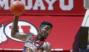 Deandre ayton, the university of arizona player discussed in sean miller's fbi wiretap conversations about allegedly receiving $100,000, did not accept any money and is still eligible to compete. Espn Deandre Ayton Best Fit For Suns If They Pick First In 2018 Nba Draft
