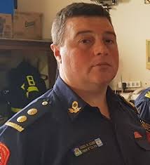 Bomberos: Trabajan para conformar un grupo de apoyo o cooperadora