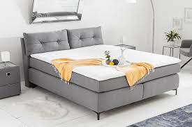 Vor allem, wenn sie vor jahren ein recht billiges boxspringbett gekauft haben, kann es vorkommen, dass obermaterial und. Boxspringbett Inkl Matratze Topper Riess Ambiente De