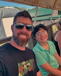 If you didn't know the Grinch was i@ Market square! #thegrinch  #thegrinchwhostolechristmas