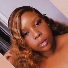 Y'all, so of course Peach McIntyre is trending again 😭. This hairstylist  (psojaee) said she paid Peach $120 to do her hair, and now people