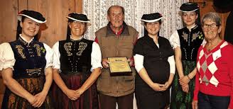 In 1978, ms berndt also made two dolls for the nuremberg toy museum which can be viewed there today. Fur Die Volkstanzer Werden Die Auftritte Immer Rarer Lenzkirch Badische Zeitung