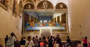 Cina cea de taina este o pictura murala a lui leonardo da vinci pentru patronul sau,ducele ludovico sforza din milano ,una din cele mai celebre picturi din istoria universala a artelor ,care se gaseste in fosta sala de mese a bisericii dominicanesanta maria delle grazie din milano. In Milano Biserica Dominicana Care Gazduieste Cina Cea De Taina A Lui Leonardo Da Vinci Permite Din Nou Vizitele Publicului