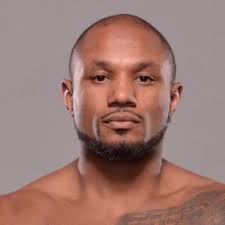 Desmond Moore (@Dez_M80)