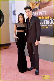 Maybe you would like to learn more about one of these? Austin Butler Gets Support From Vanessa Hudgens At Once Upon A Time In Hollywood Premiere Photo 4325545 Austin Butler Once Upon A Time In Hollywood Vanessa Hudgens Pictures Just Jared
