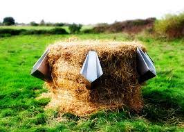 Maybe you would like to learn more about one of these? Uritonnoir Straw Bale Urinal Turns Festival Goers Pee Into Compost