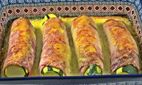 4 Courgettes 4 Grandes Tranches De Jambon Blanc 2 Cas D Huile D Olive 40 Cl De Lait 40 G De Farine Comte Rape Ou Recettes De Cuisine Alimentation Roule Jambon