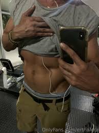 Fotos de pênis ator Daniel Erthal pelado no OnlyFans | FAMOSOS NUS