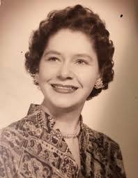 Irene Simon's Instagram, Twitter & Facebook