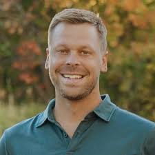 Chase Jardine's Instagram, Twitter & Facebook