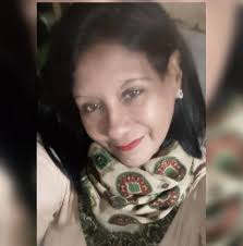 El secretario médico de PAMI Eduardo Pérez y la dir. médica del Hospital  del Bicentenario de Ituzaingó Lourdes Córdoba recorrieron el área donde se  realizan testeos diarios a personas con síntomas de