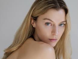 Amber Arnett-Bequeaith (@amberwavesofglutenfree) • Instagram photos and  videos