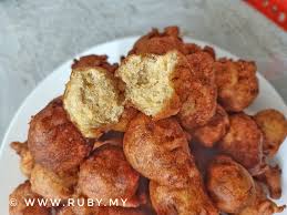 Tapi pisang yang ada, hanyalah pisang emas dan pisang abu. Resepi Cekodok Pisang Ruby Rangup Diluar Lembut Di Dalam Ruby My Best Lifestyle Blog