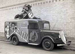 En général, il vaut mieux avoir une vague idée du budget plusieurs années à l'avance pour commencer à mettre de l'argent de côté. La Caravane Du Tour De France Extravagants Vehicules