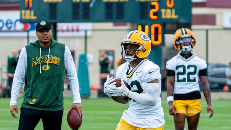 Packers RB MarShawn Lloyd feels like a 'kid in the candy store' being back  on the field