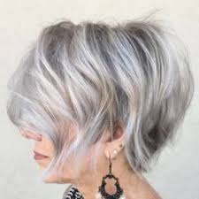 Quelle Coiffure Apres 50 Ans Les Jolies Quinquas En 2020 Tendances Coiffures Coiffure Courte Modele Coiffure Courte