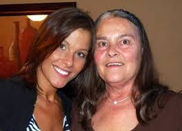 Sonya Simpson's Instagram, Twitter & Facebook