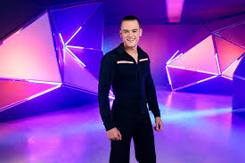 Guarda cosa ha scoperto claudia martini (cla94m) su pinterest, la raccolta di idee più grande del mondo. Dancing On Ice Schauspielerin Jenny Elvers Bangt Um Ihre Teilnahme In Der Presseportal
