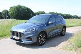 Sie setzt auf leichtbau und effizienz. Ford Elektrifiziert Seine Modellpalette Und Auch Die Suvs Kommen Nicht Zu Kurz Wir Haben Die Kuga Hybride Und Den Explorer Auf Eine Erste Runde Ausgefuhrt