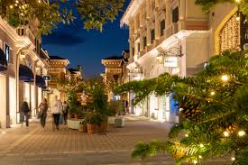 1,262 likes · 5 talking about this · 2,212 were here. Fidenza Village De Vudafieri Saverino Partners Centros Comerciales