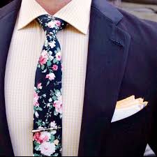 Navy Blue With Pink Floral Slim Tie Wedding Floral Tie Navy Blue Tie Men S Fashion Accessories On Carouse Floral Tie Mens Floral Tie Floral Tie Wedding